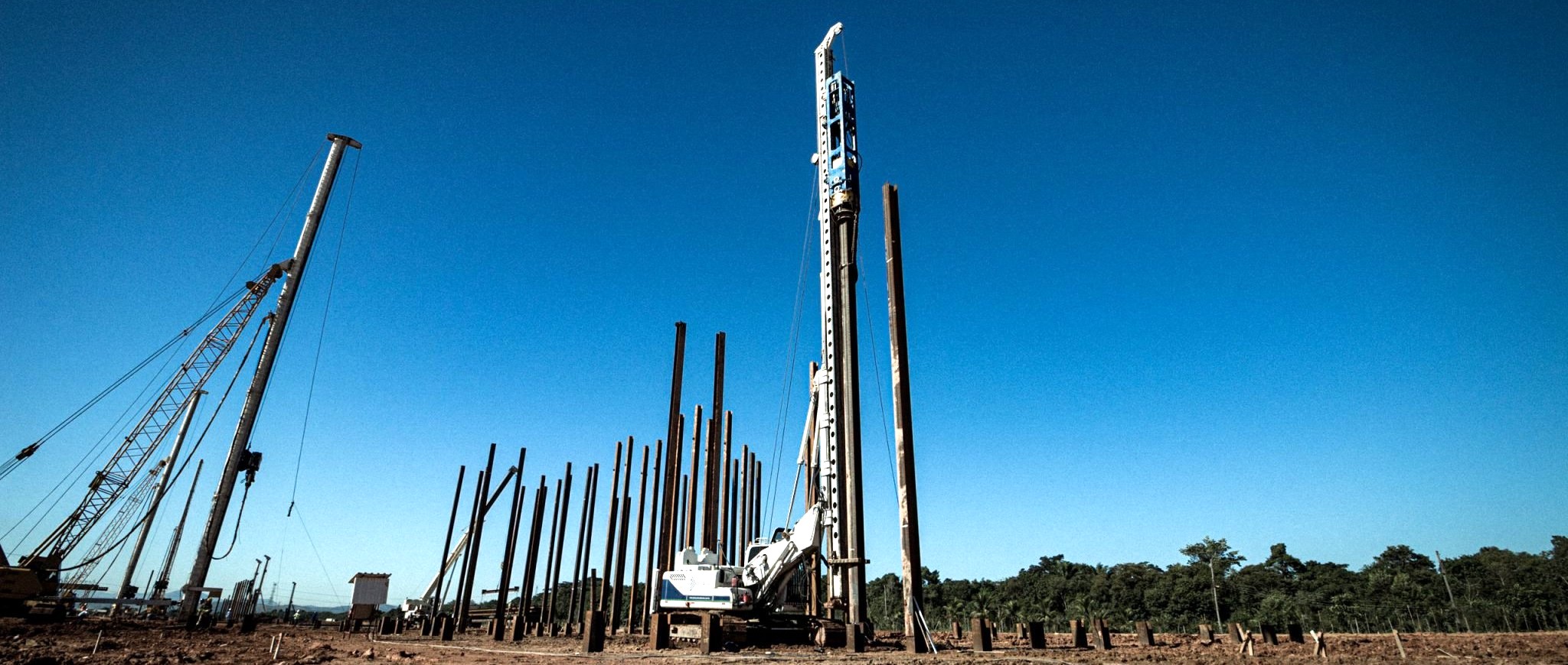 Junttan hydraulic hammers represented by Biosonda in Latin America