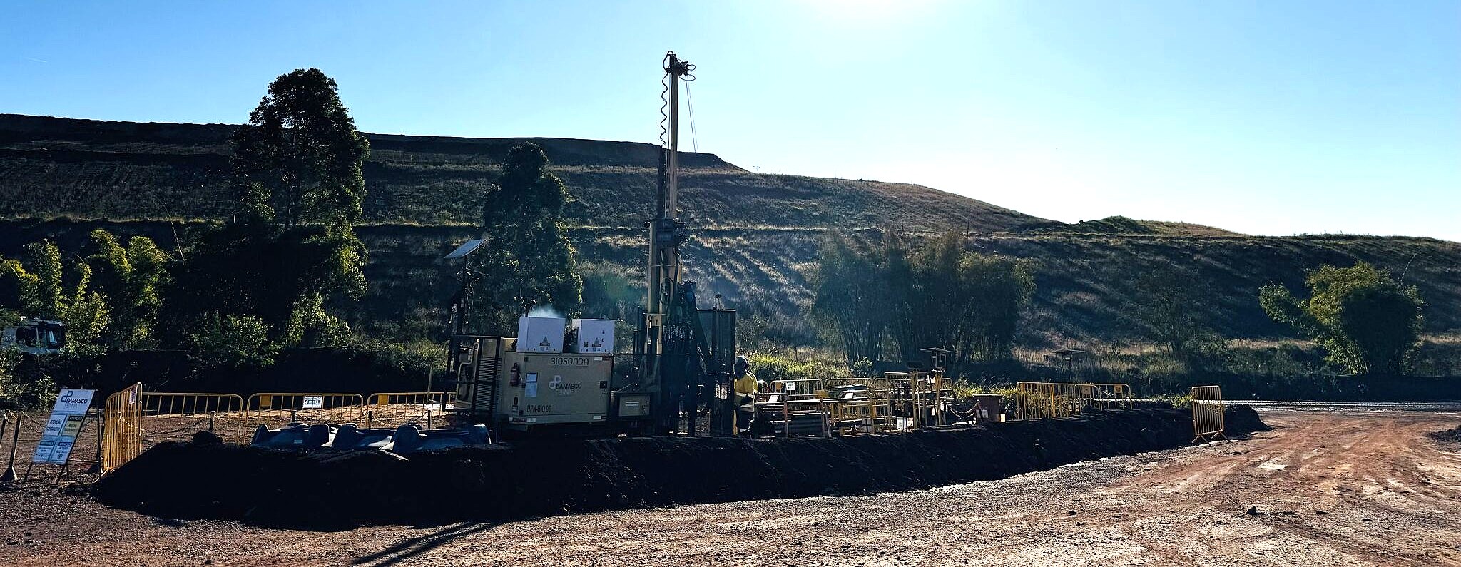 Biosonda hydraulic drilling rig line