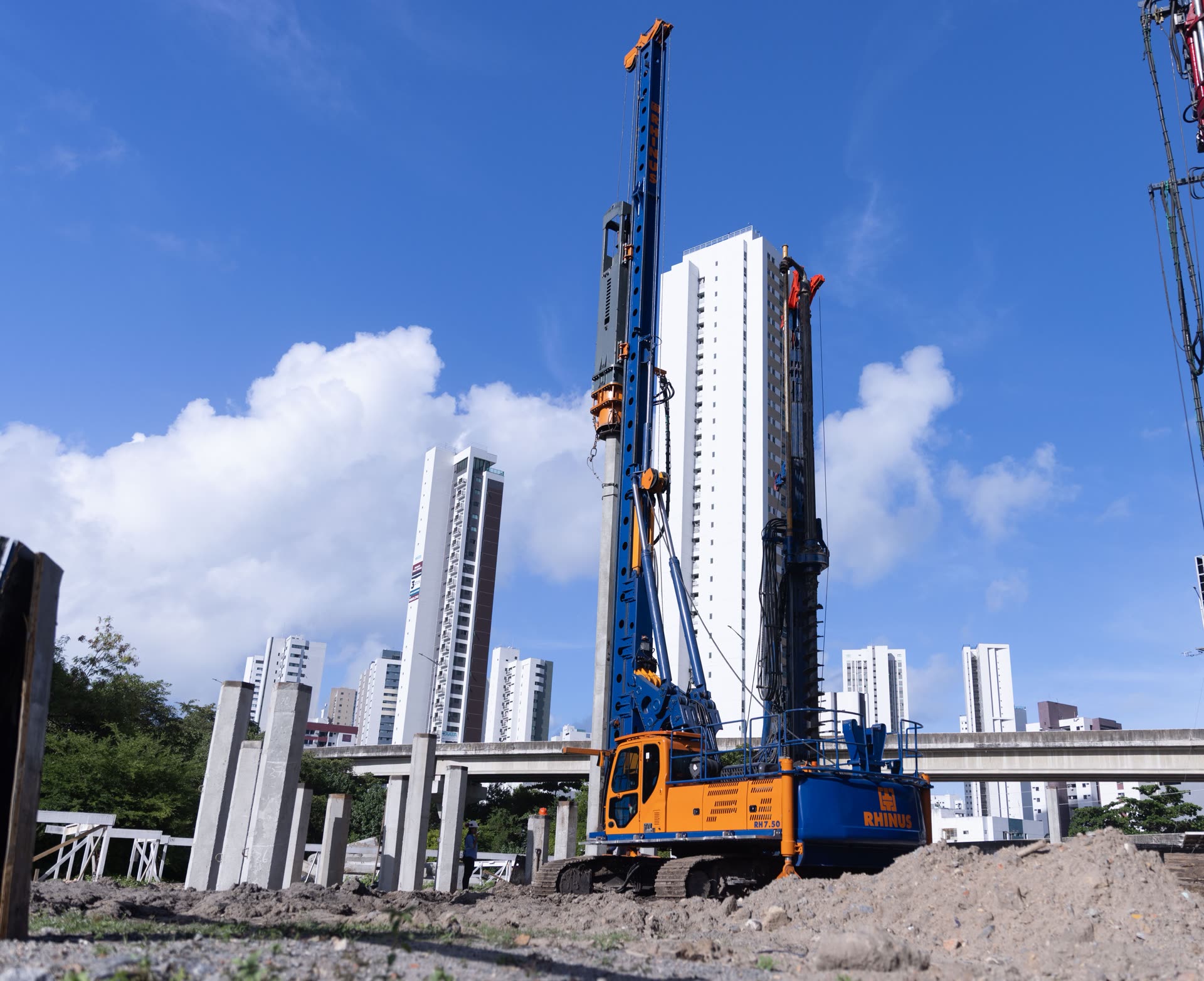 Rhinus RH 7.50 pile driver Biosonda for pile driving in special foundations