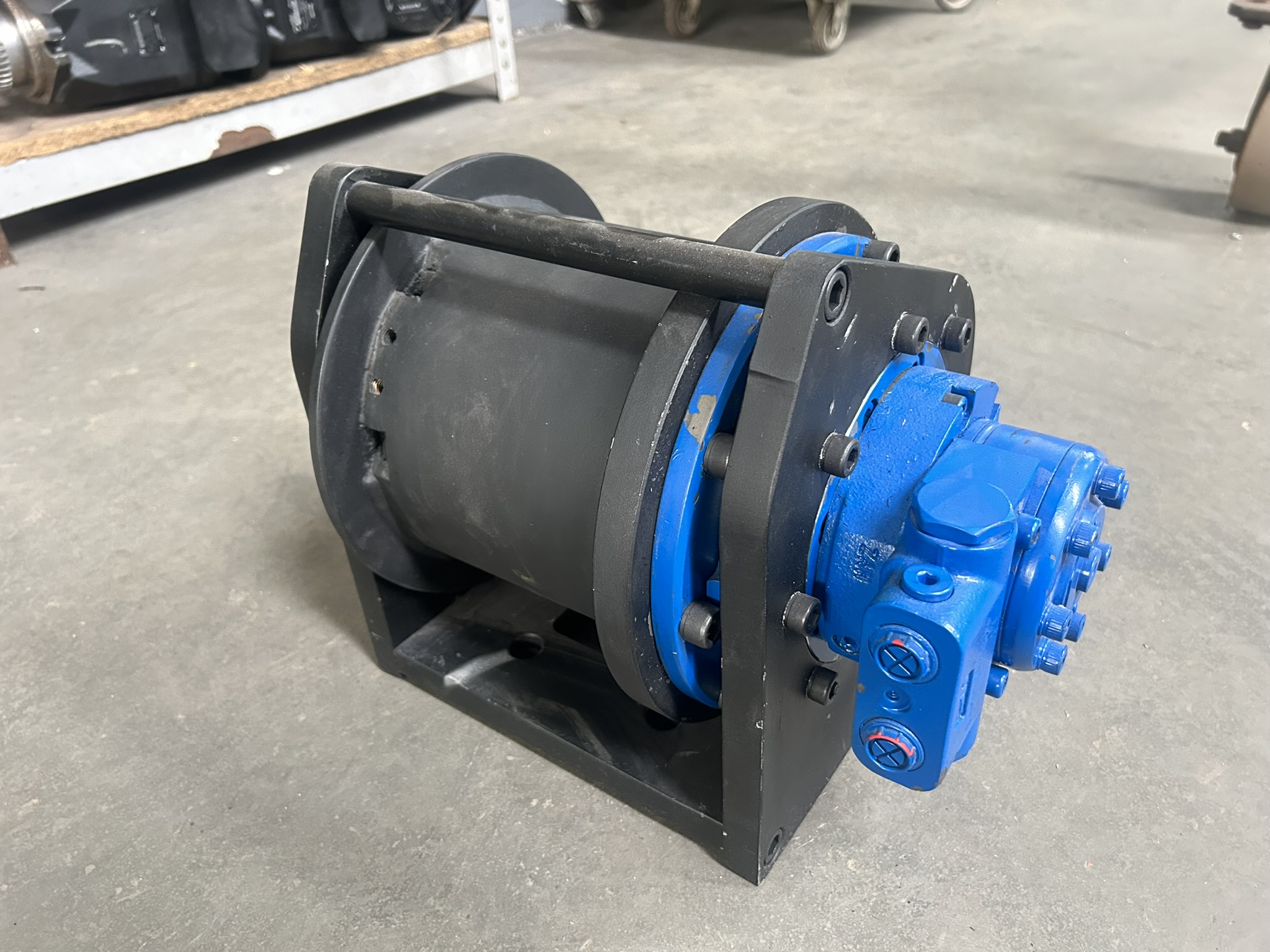 Biosonda GH20 hydraulic winch — 2,200 kgf capacity, 20 m steel cable