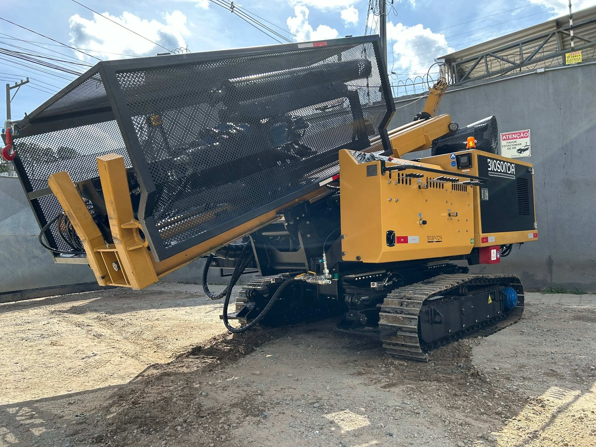 Biosonda BIO 1500S HDE hydraulic geotechnical drilling rig in the field