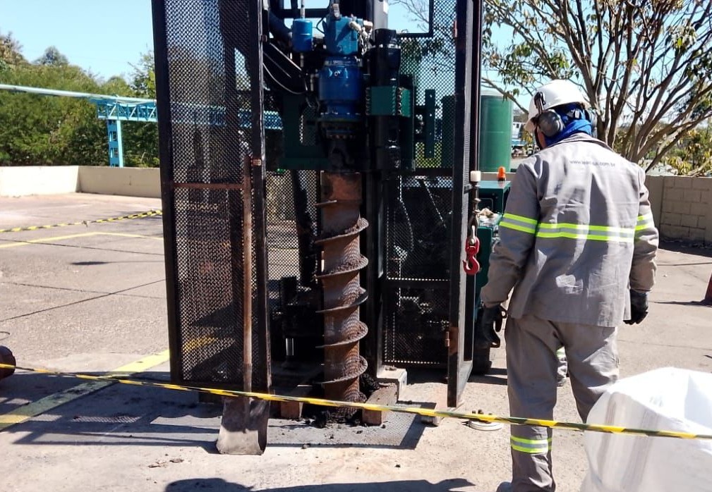 Perforadora ambiental BIO 300A Biosonda para sondeo ambiental y remediación de suelo